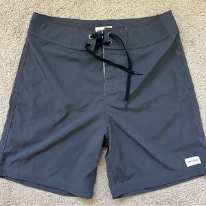 Men’s boardshorts